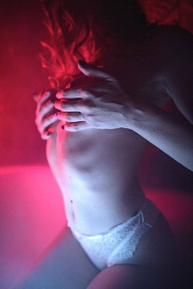 Девушка массажистка Варвара, салон Logovo Девушка массажистка Варвара, салон Logovo